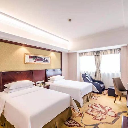 Vienna International Hotel Shanghai Pudong Xiupu Road ภายนอก รูปภาพ