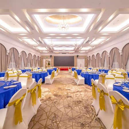 Vienna International Hotel Shanghai Pudong Xiupu Road ภายนอก รูปภาพ