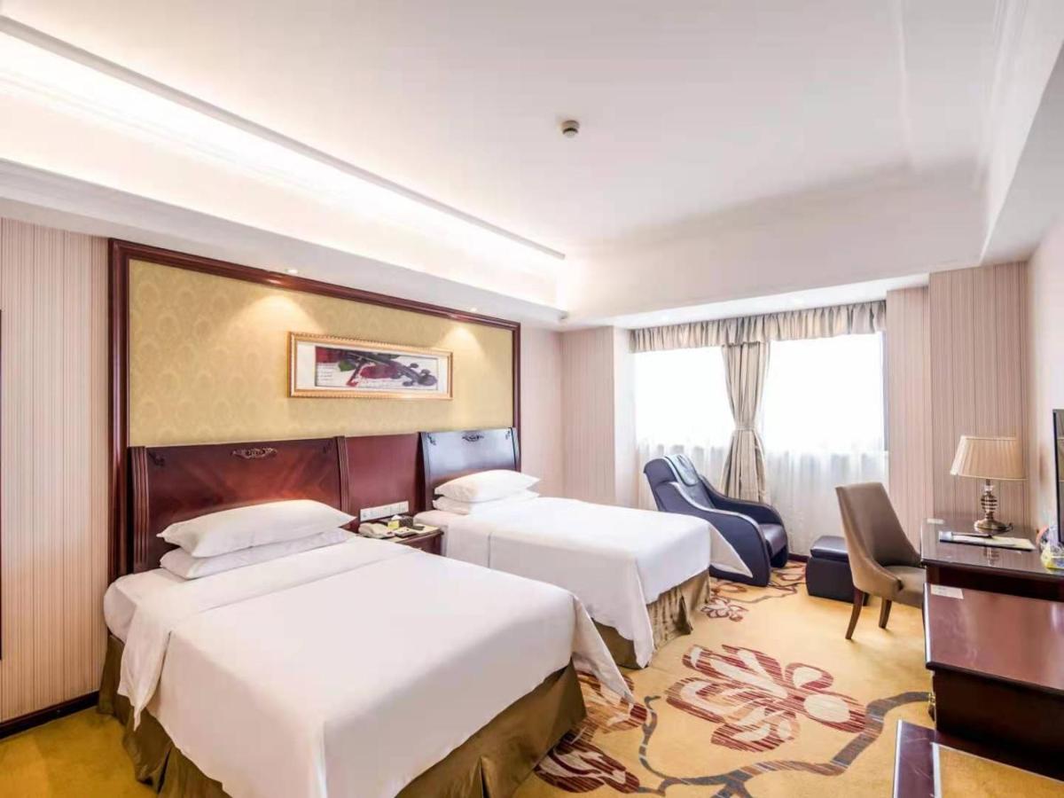 Vienna International Hotel Shanghai Pudong Xiupu Road ภายนอก รูปภาพ